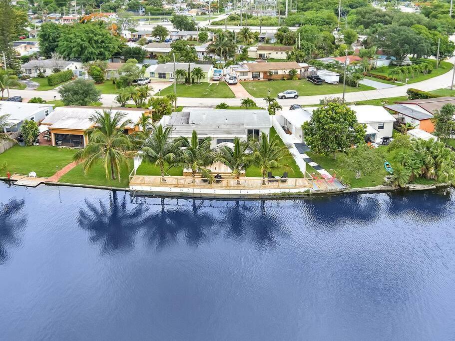 5-Star Lakefront Oasis In Hollywood-Hard Rock Casino Fort Lauderdale Exterior foto
