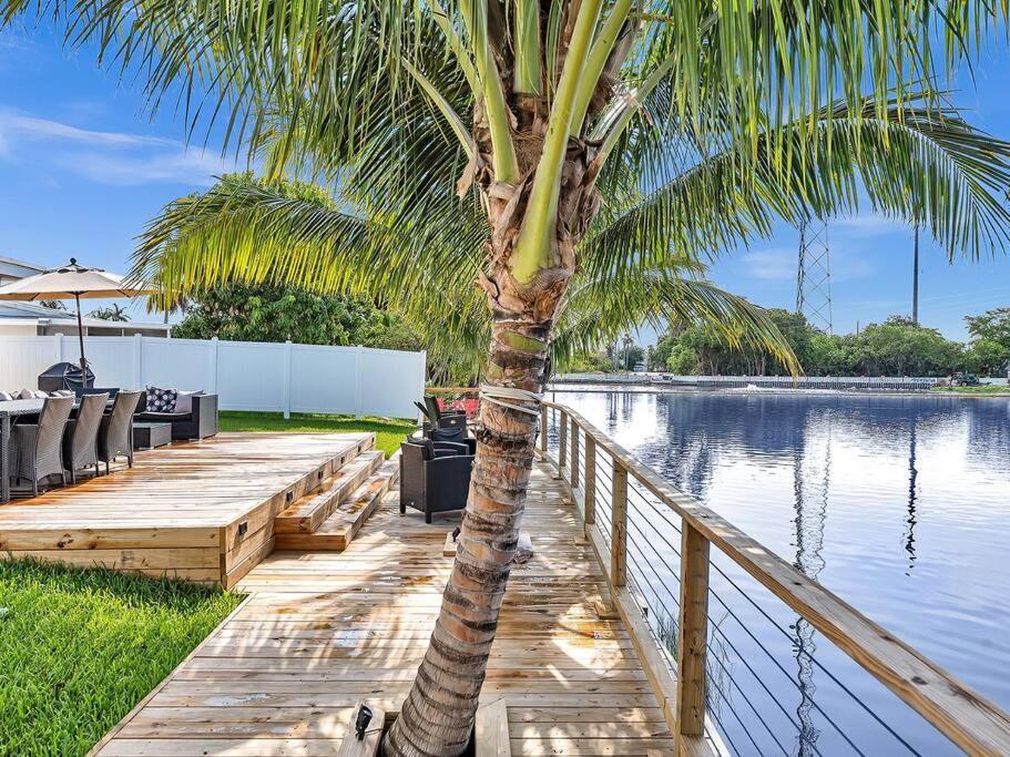 5-Star Lakefront Oasis In Hollywood-Hard Rock Casino Fort Lauderdale Exterior foto
